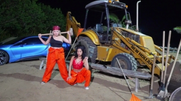 GGIsland 21-08-2021 Topless 
